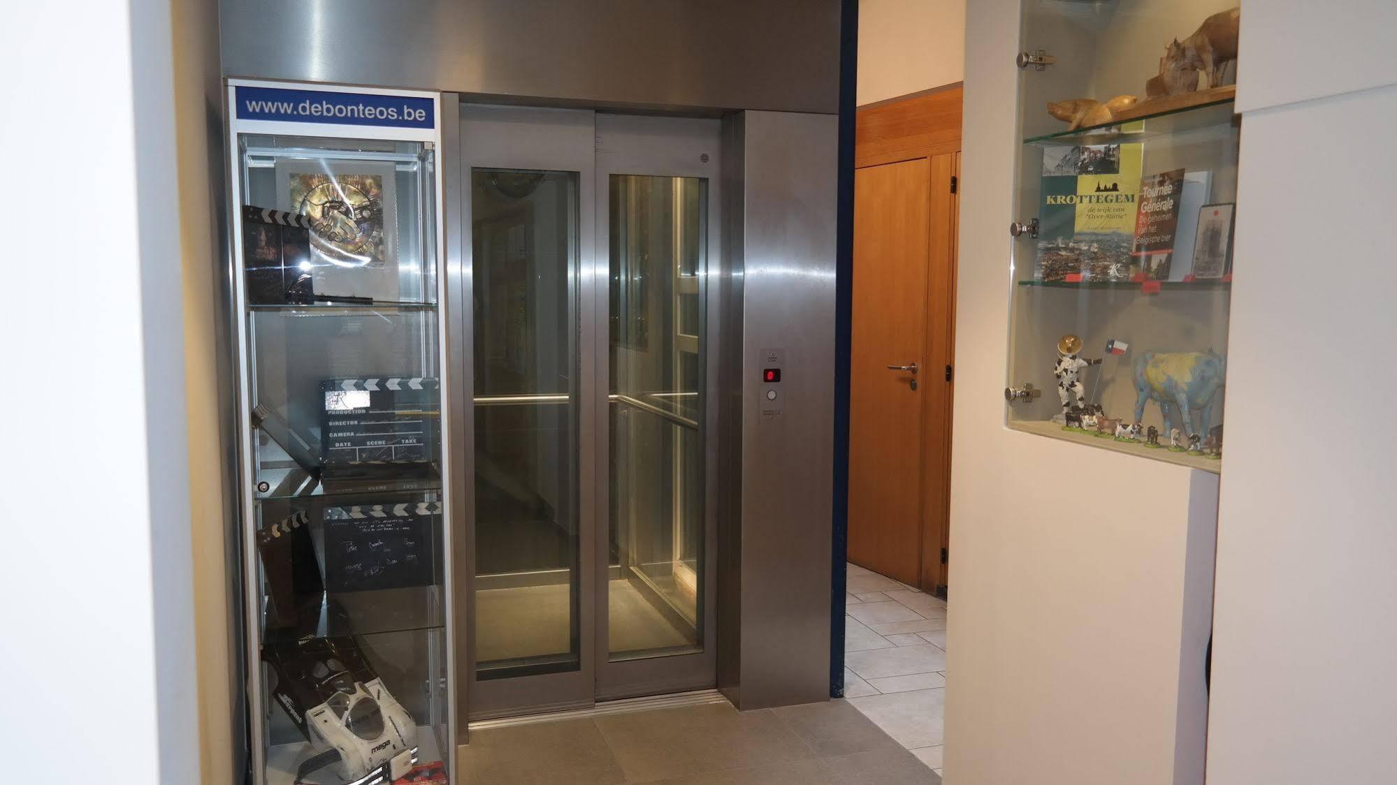 De Bonte Os Hotel & Tower Руселаре Екстериор снимка