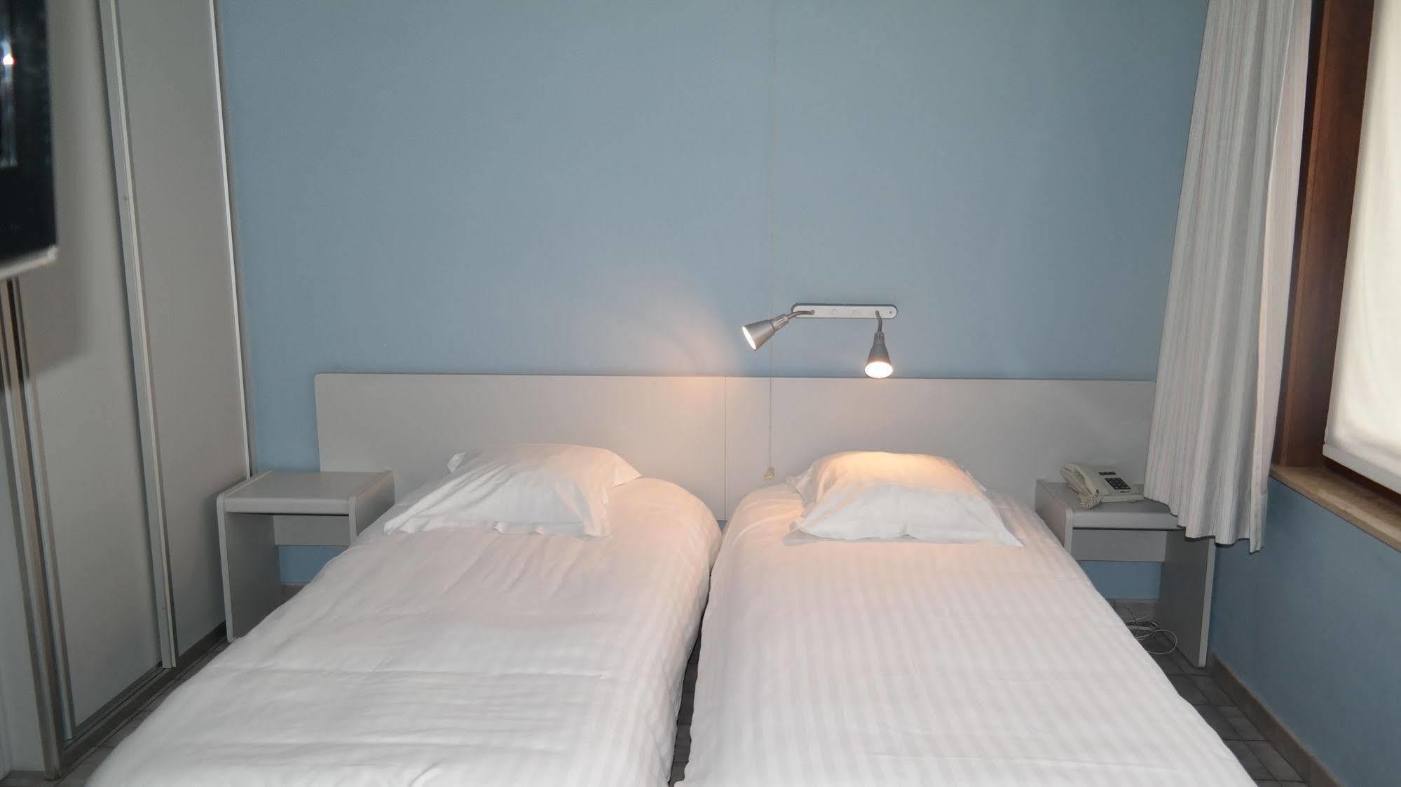 De Bonte Os Hotel & Tower Руселаре Екстериор снимка